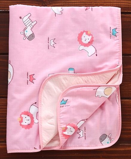 Diaper Changing Wild Animals Print - Pink
