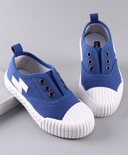 Cute Walk by Babyhug Canvas Casual Shoes - Blue