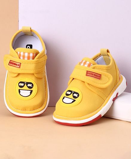 Cute Walk by Babyhug Casual Shoes Smiley Patch - Yellow