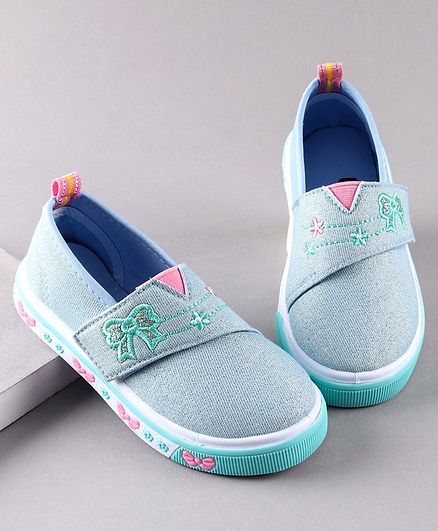 Cute Walk by Babyhug Casual Shoes Bow Embroidery - Light Blue