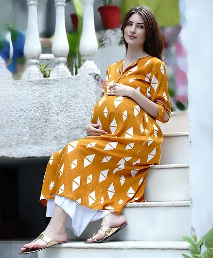 Mine4Nine Flower Print Three Fourth Sleeves A-Line Maternity Kurta - Yellow