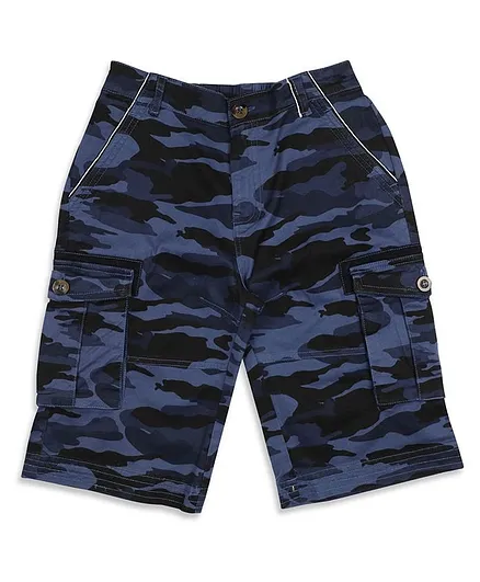 Blue Giraffe Camouflage Print Cargo Shorts - Blue