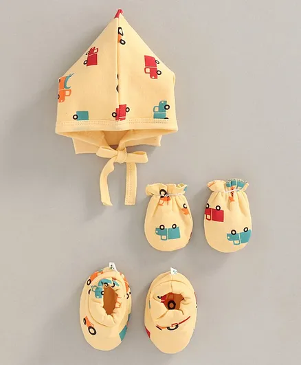 Child World Cap Mitten & Booties Car Print Yellow - Diameter 8 cm