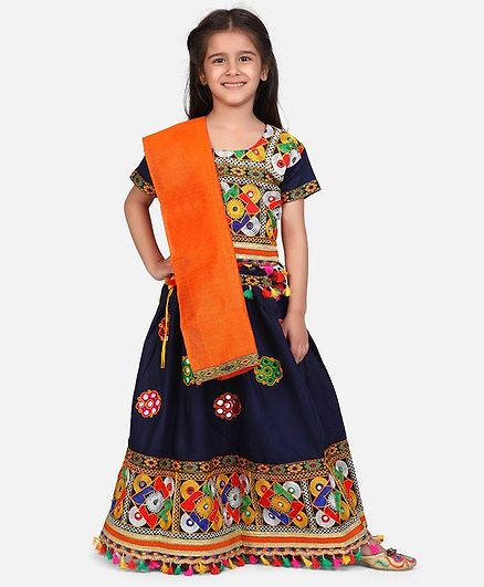 BownBee Short Sleeves Mirror Work Kacchi Style Choli With Lehenga & Dupatta - Blue