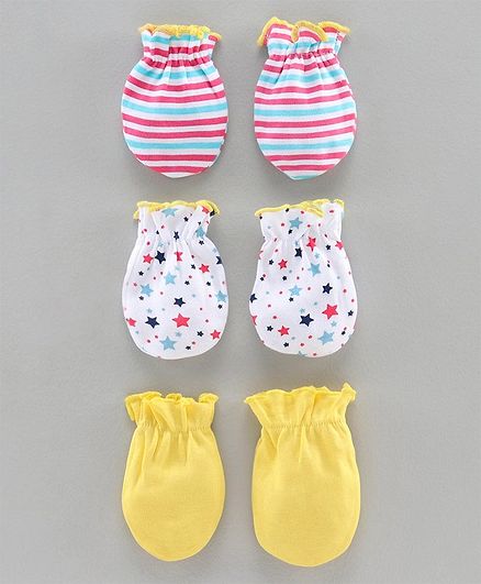 Babyhug 100% Cotton Set Of Mittens StarPrint - Yellow