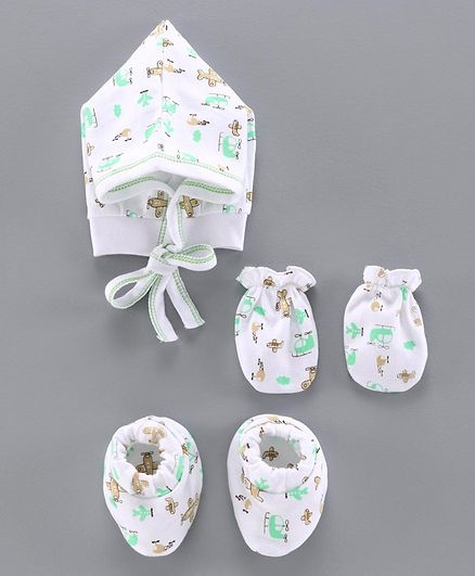 Child World Cap Mitten and Booties Set Aeroplane Print Green - Diameter 12 cm