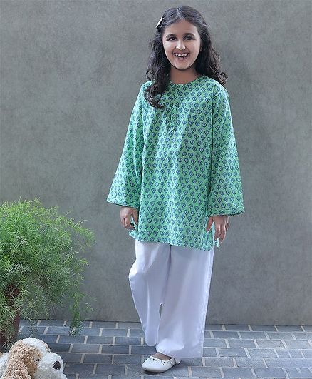 Bellazaara Full Sleeves Flower Motif Print Kurta With Pajama - Green