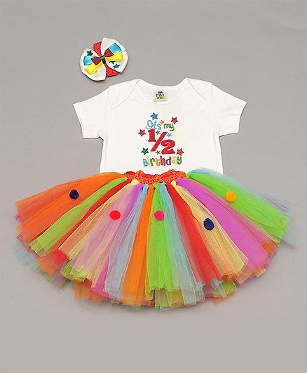 TINY MINY MEE Half Sleeves Its My Birthday Embroidered Onesie With Skirt & Headband - White