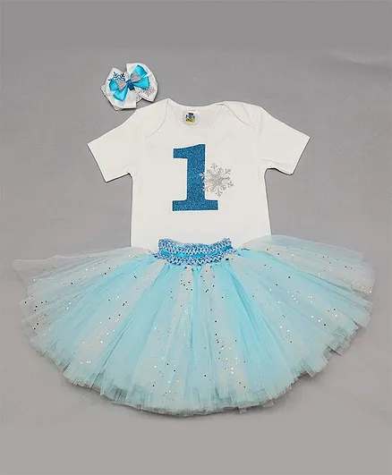 TINY MINY MEE Half Sleeves Snowflakes Patch Onesie With Skirt & Headband - White & Blue