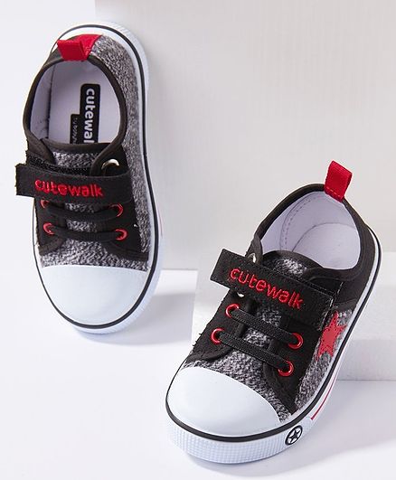 Cute Walk by Babyhug Casual Shoes Star Patch - Black