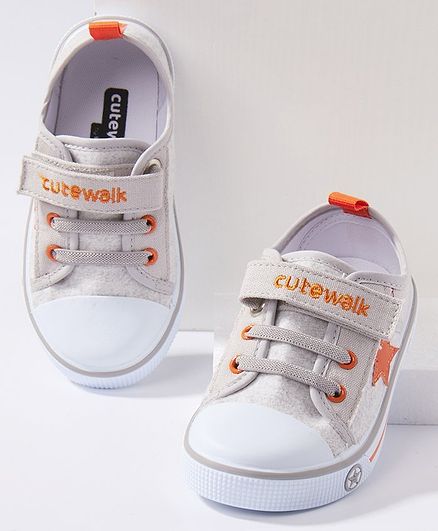 Cute Walk by Babyhug Casual Shoes Star Patch - Grey