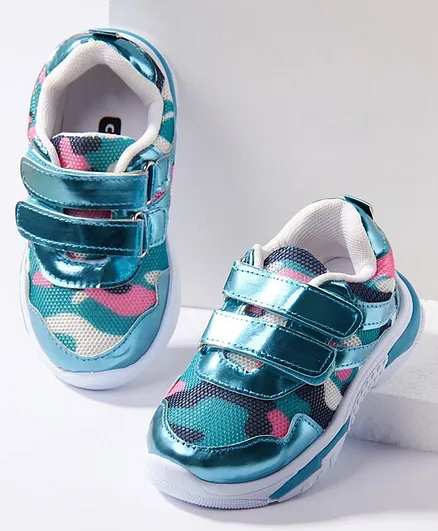 Cute Walk by Babyhug Casual Shoes - Blue