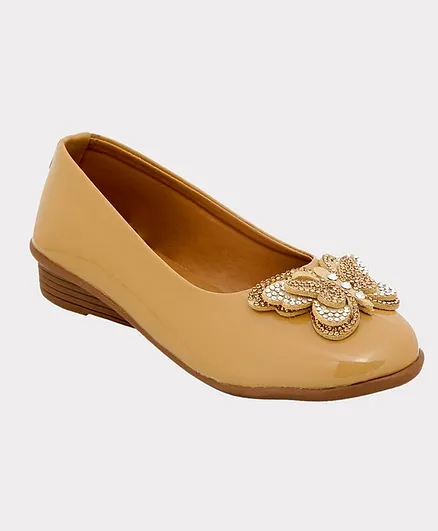 Chipbeys Studded Butterfly Detailing Anti Skid Bellies - Brown