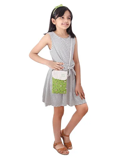 Little Hip Boutique Floral Print Sling Bag - Green