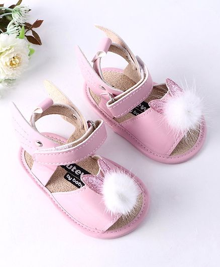 Cute Walk by Babyhug Booties - Pink