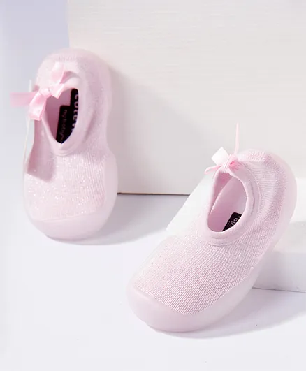 Cute Walk by Babyhug Socks Shoes - Pink