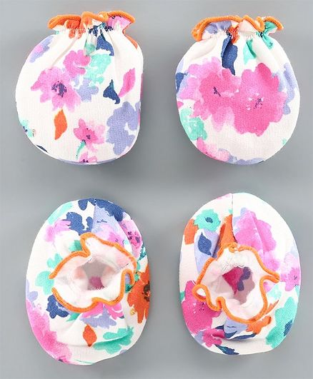 Ben Benny Printed Winter Mittens & Booties - White