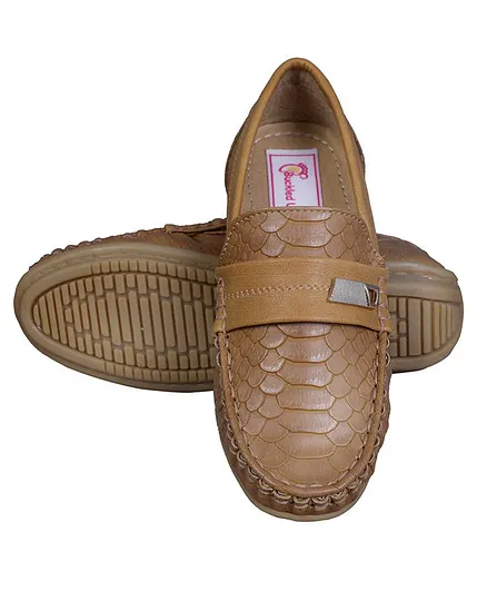 Buckled Up Scaly Design Loafers - Tan