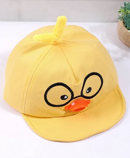 Babyhug Cap Duck Design Yellow - Diameter 16 cm