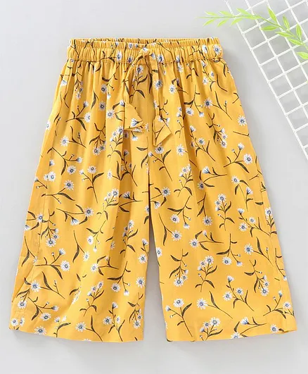 Snowflakes Three Fourth Length Floral Print Culottes - Yellow