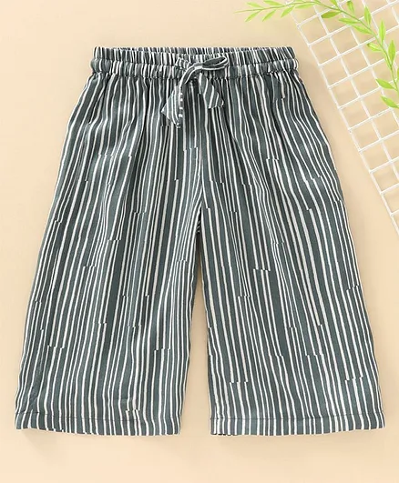 Snowflakes Three Fourth Length Striped Culottes - Grey