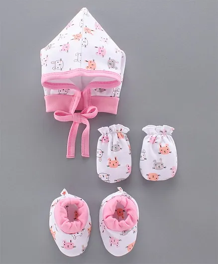 Child World Cap & Mittens With Booties Animal Print Pink White - Diameter