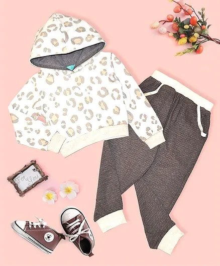 Tiara Hooded Soft Brushed Full Sleeves Animal Print Hoodie With Pajama - Cream