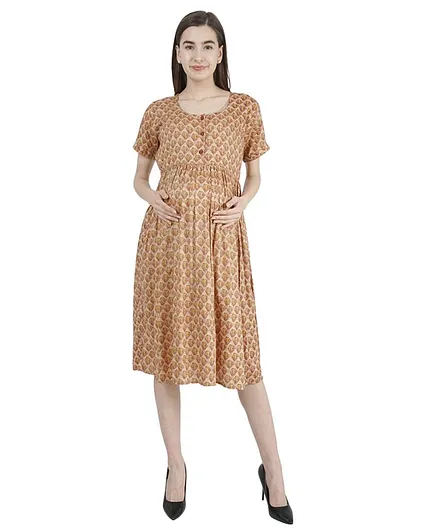 Morph Half Sleeves Abstract Print Maternity Dress - Beige