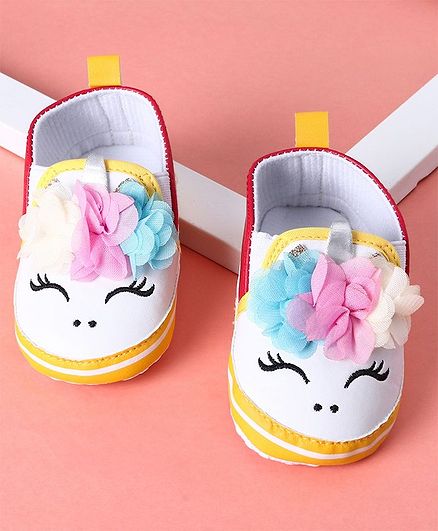 KIDLINGSS Unicorn Embroidery With Flower Booties - Red