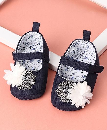 KIDLINGSS Flower Applique Velcro Closure Booties - Navy Blue