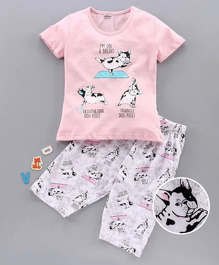 Doreme Half Sleeves Capri Night Suit Kitty Print - Pink