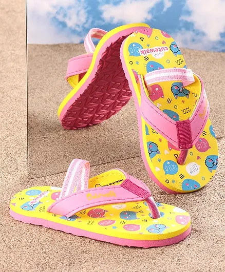 Cute Walk by Babyhug Flip Flops With Back Strap Kitty Print - Yellow