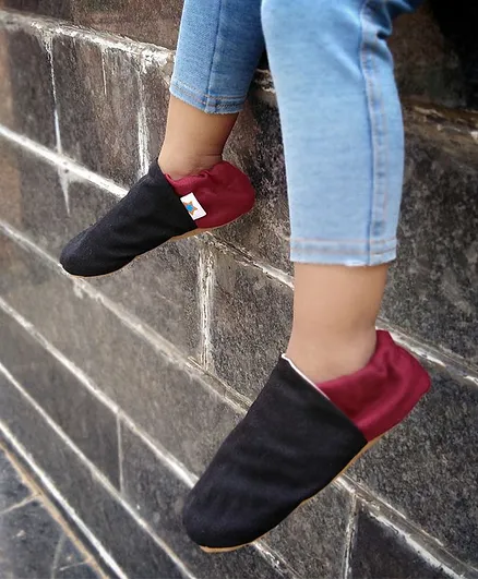 Skips Double Colour Soft Booties - Black Maroon