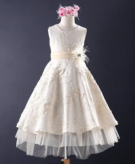 Mark & Mia Sleeveless Floral Embroidered Party Gown - Cream