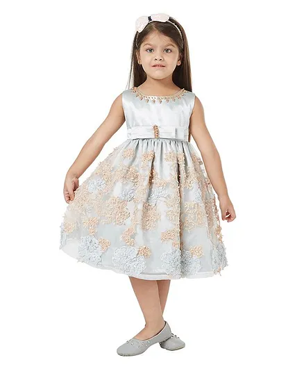 Tic Tac Toe Sleeveless Flower Embellished Beaded Party Dress. - Light Blue