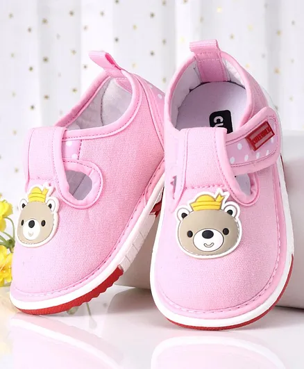 Cute Walk by Babyhug Casual Shoes Bear Patch - Pink