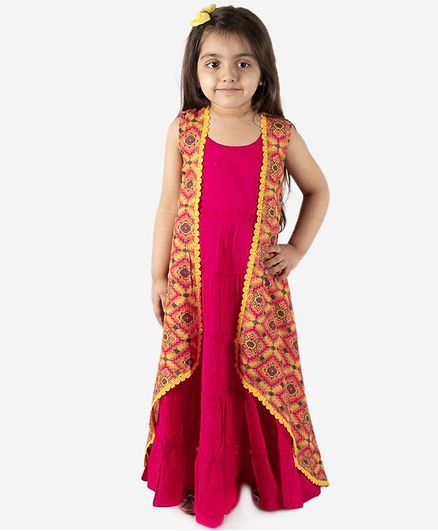 Lil Peacock Sleeveless Gown With Printed Long Shrug - Fuchsia