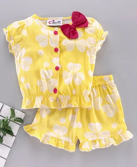 M'andy Short Sleeves Flower Print Top With Shorts - Yellow