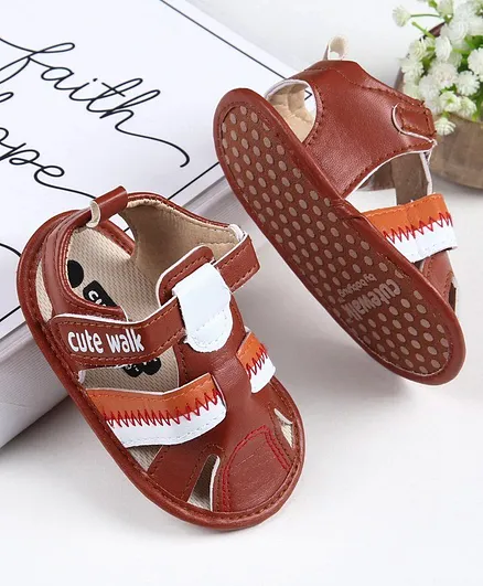 Cute Walk by Babyhug Booties - Red