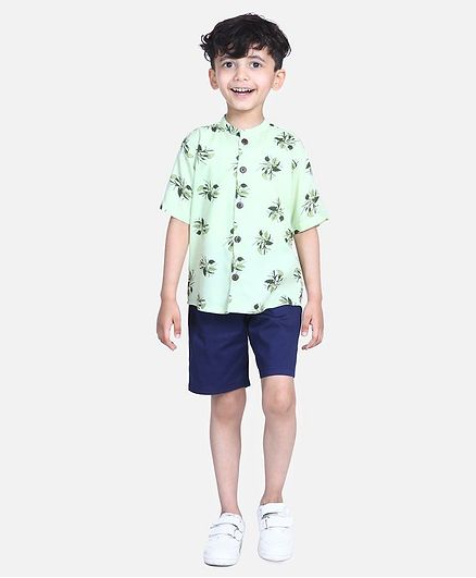 Cutiekins Half Sleeves Leaves Print Shirt With Shorts - Green