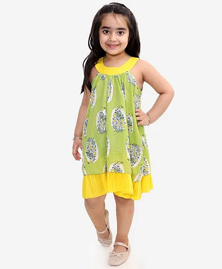 Little Pockets Store Sleeveless Floral Print Dress With Face Mask - Green