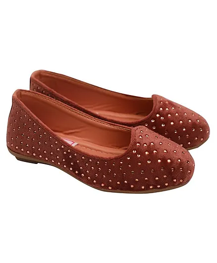 Buckled Up Velvet Embellished Ballerinas - Peach