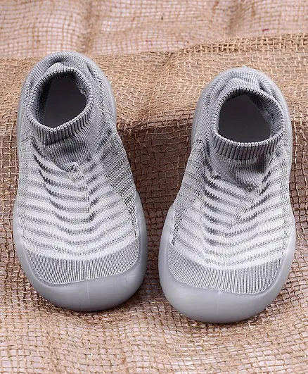 Hoppipola Striped Sock Shoes - Grey