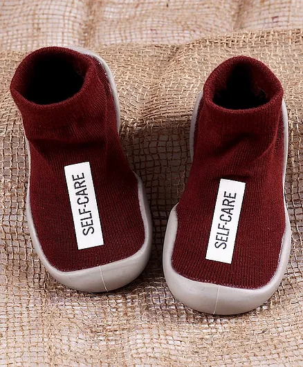 Hoppipola Self Care Tape Sock Shoes - Red