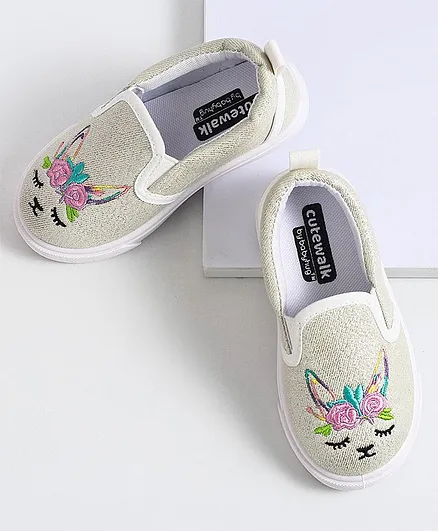 Cute Walk by Babyhug Casual Shoes Animal Embroidery - White