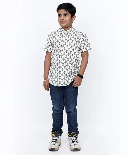 Tahanis Half Sleeves Motif Floral Print Shirt - White