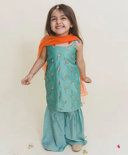 MR.BRAT Sleeveless Sequin Chand Embroidery Detailing Kurta & Sharara With Dupatta - Blue