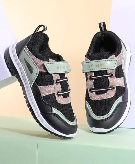 Pine Kids Sports Shoes - Green