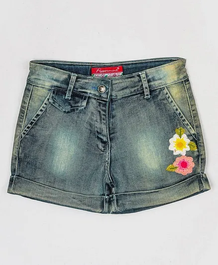 Peppermint Fitted Silhouette Solid Shorts - Navy Blue