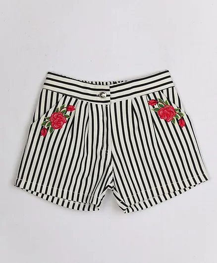 Peppermint Flower Patch Shorts - White